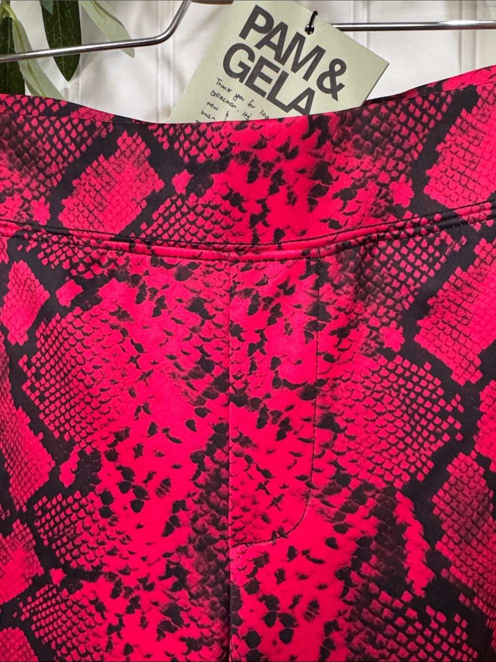 NWT! #712 PAM & GELA Hot Pink Snake-Print Track Pants Black & White Side Stripes - Picture 7 of 10